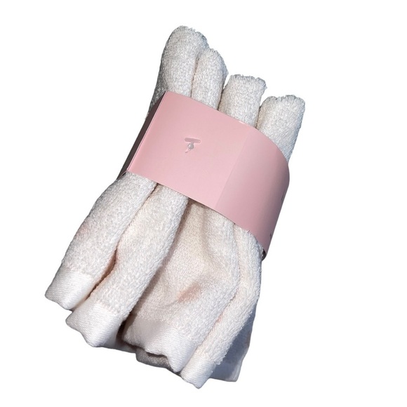 Kate Spade Washcloths Set of 4 White with pink polka dots NWT - Picture 4 of 4